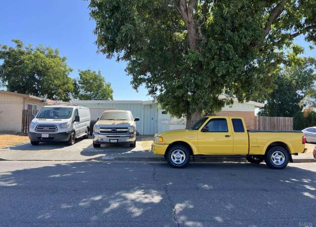 Property at 318 Hopkins Dr, Fairfield, CA 94533, 3 beds, 1 bath