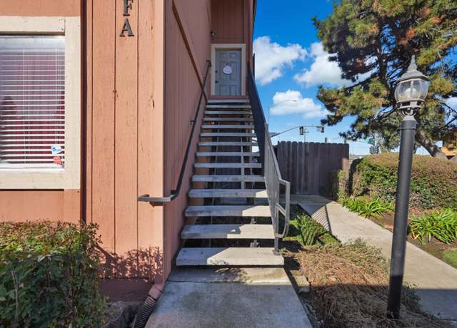 Property at 495 Cherry Ln Unit F, Manteca, CA 95337, 2 beds, 1 bath