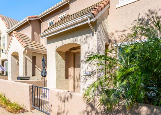 Property at 705 Esplanade Cir, Folsom, CA 95630, 2 beds, 2.5 baths