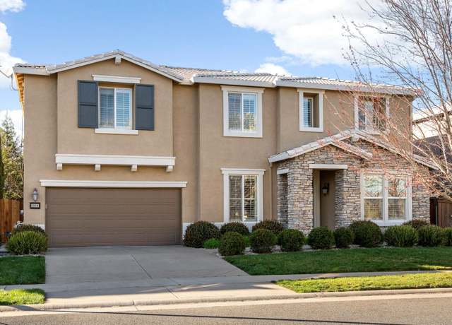 Property at 208 Plowman Ct, Roseville, CA 95747, 4 beds, 2.5 baths