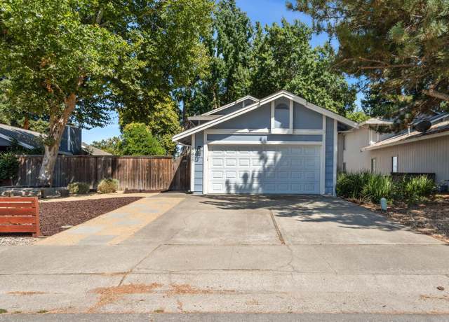 Property at 7417 Deltawind Dr, Sacramento, CA 95831, 3 beds, 2.5 baths