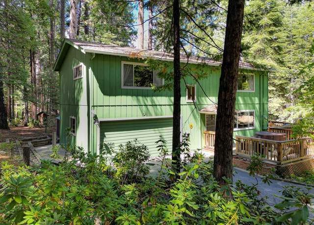 Property at 2054 Fifth Green Dr, Arnold, CA 95223, 3 beds, 2.5 baths