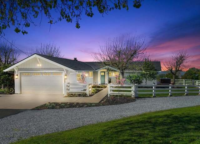 Property at 2520 Country Ln, Auburn, CA 95603, 2 beds, 2 baths