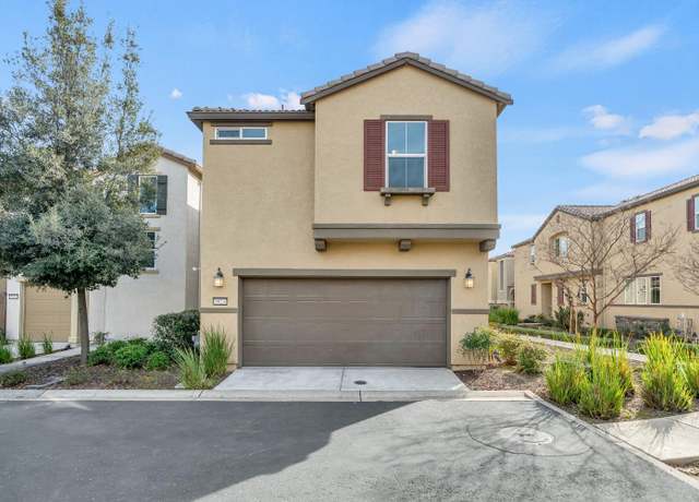 Property at 9924 Macabee Ln, Elk Grove, CA 95757, 3 beds, 2.5 baths