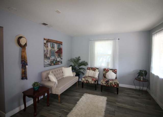 Property at 4001 Broadway, Sacramento, CA 95817, 3 beds, 2 baths