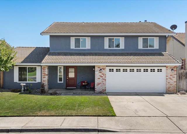 Property at 2821 Whitewood Ct, Oakdale, CA 95361, 4 beds, 2.5 baths