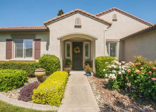 Property at 2909 Robinson Creek Ln, Elk Grove, CA 95758, 2 beds, 2 baths
