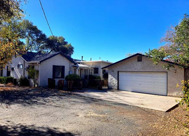 Property at 225 Flood Rd, Auburn, CA 95603, 3 beds, 2 baths