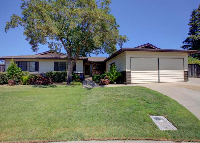 Property at 1155 Las Dalias Ct, Turlock, CA 95380, 4 beds, 2.5 baths