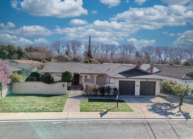 Property at 1404 Glen Aulen Dr, Modesto, CA 95350, 4 beds, 3 baths