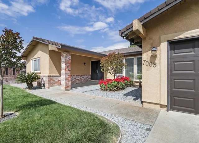 Property at 7065 Wavecrest Way, Sacramento, CA 95831, 3 beds, 2 baths