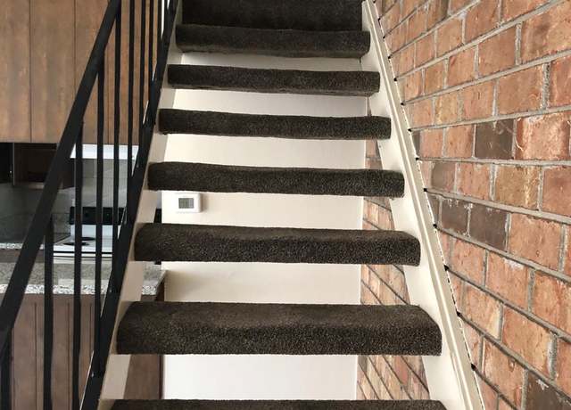 Property at 7464 Franklin Blvd #3, Sacramento, CA 95823, 2 beds, 1 bath