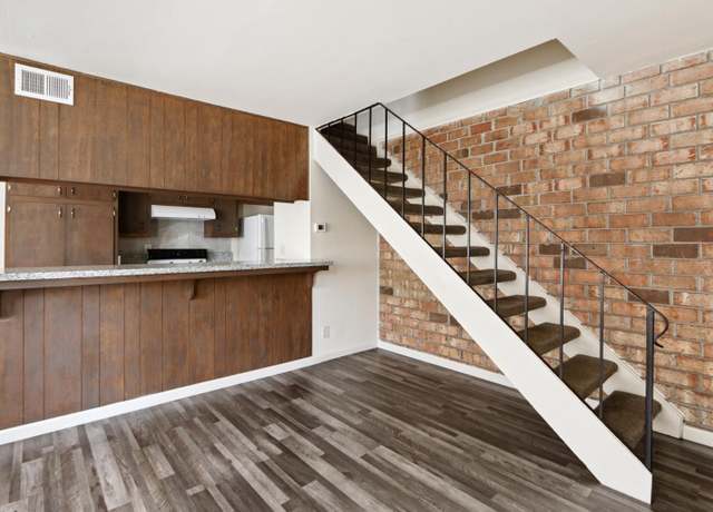 Property at 7464 Franklin Blvd #3, Sacramento, CA 95823, 2 beds, 1 bath