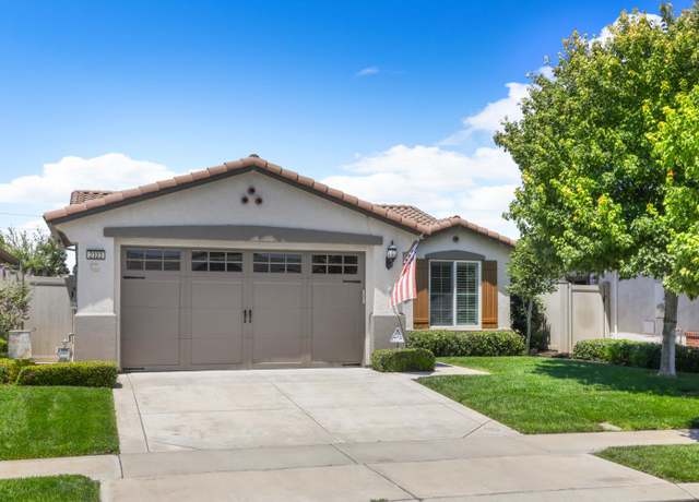 Property at 2323 Acorn Meadows Ln, Manteca, CA 95336, 2 beds, 2 baths