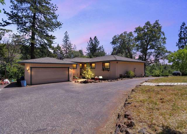 Property at 17657 Crest Rd, Grass Valley, CA 95949, 3 beds, 2 baths