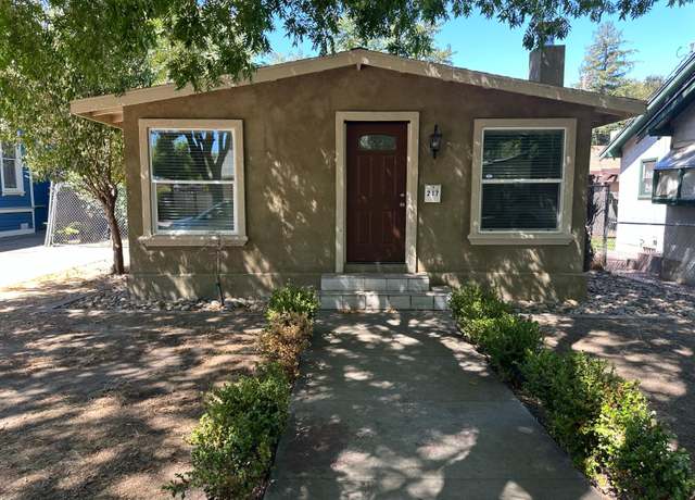 Property at 217 Semple St, Modesto, CA 95354, 2 beds, 1 bath