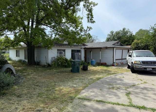 Property at 3220 Q St, North Highlands, CA 95660, 3 beds, 2 baths