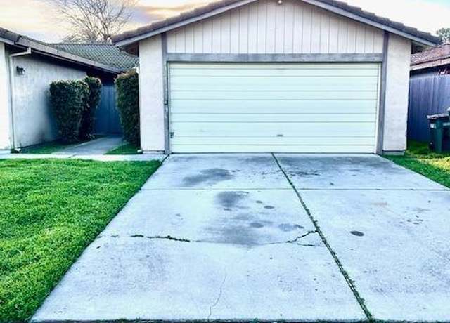 Property at 9019 Fox Creek Dr, Stockton, CA 95210, 2 beds, 2 baths