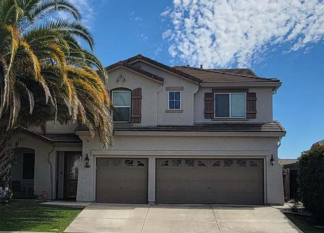 Property at 8800 Tiogawoods Dr, Sacramento, CA 95828, 5 beds, 3 baths