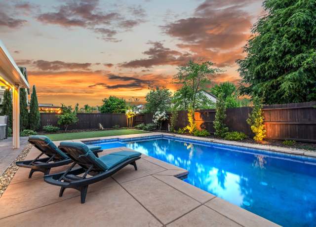 Property at 902 Anvil Cir, Rocklin, CA 95765, 4 beds, 3 baths