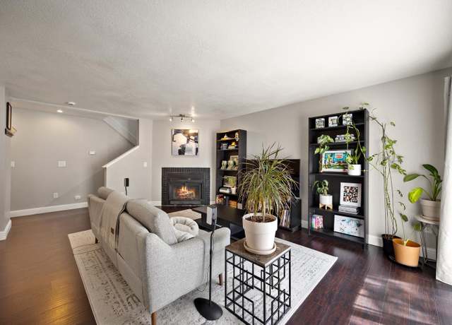 Property at 6345 Slippery Creek Ln, Citrus Heights, CA 95621, 3 beds, 2.5 baths