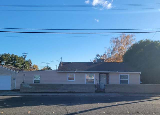 Property at 232 E Orangeburg Ave, Modesto, CA 95350, 2 beds, 1 bath