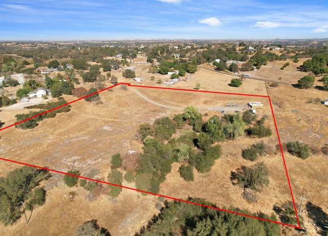 Property at 7600 Paso Dr, Valley Springs, CA 95252