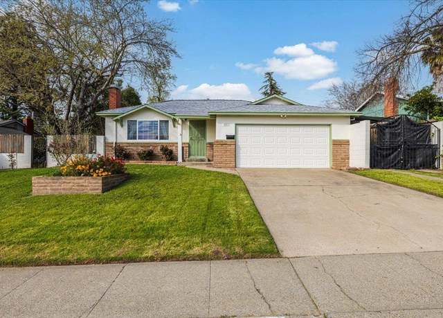 Property at 6523 Saint James Dr, Carmichael, CA 95608, 3 beds, 1.5 baths