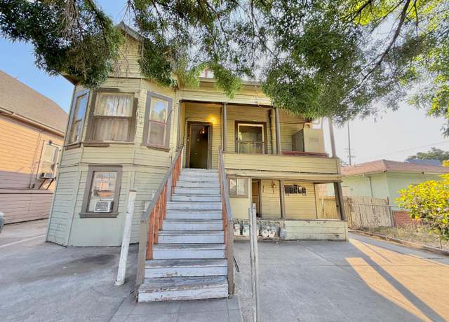 Property at 1015 S San Joaquin St, Stockton, CA 95206, 10 beds, 1 bath