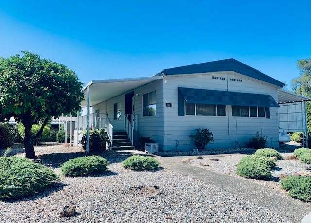 Property at 244 Raymond Ln, Folsom, CA 95630, 2 beds, 2 baths