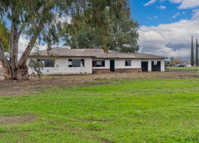 Property at 21188 Elgin Ave, Dos Palos, CA 93620, 4 beds, 2 baths