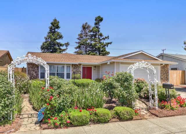 Property at 8265 Southfields Cir, Sacramento, CA 95828, 4 beds, 2 baths