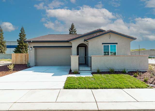 Property at 901 Meadowlands Dr, Oakdale, CA 95361, 3 beds, 2 baths