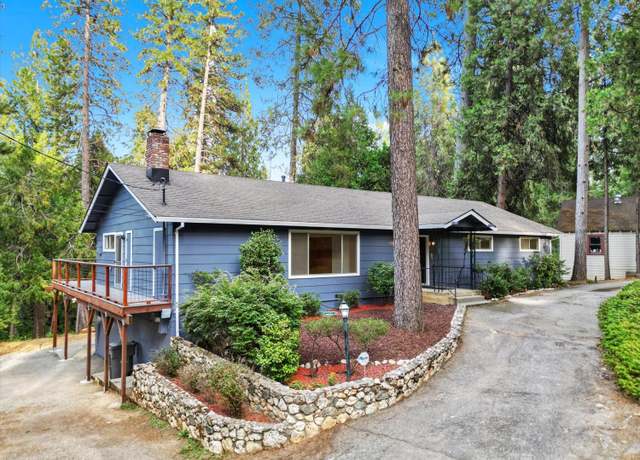 Property at 124 Cornish Ct, Grass Valley, CA 95945, 4 beds, 3 baths