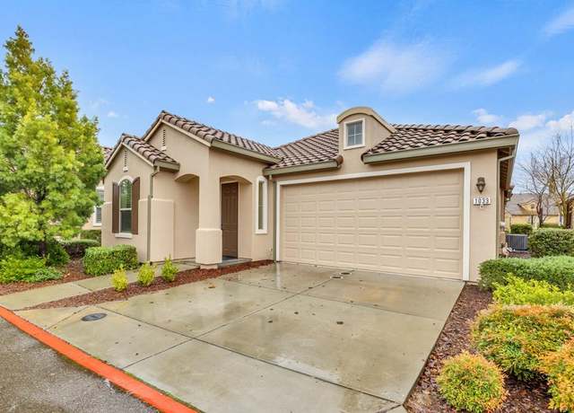 Property at 1033 Volonne Dr, Roseville, CA 95747, 2 beds, 2 baths