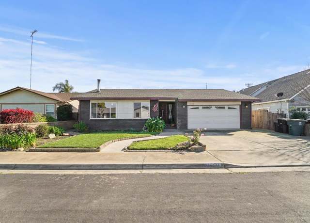 Property at 12004 Acosta Ct, Waterford, CA 95386, 4 beds, 2.5 baths