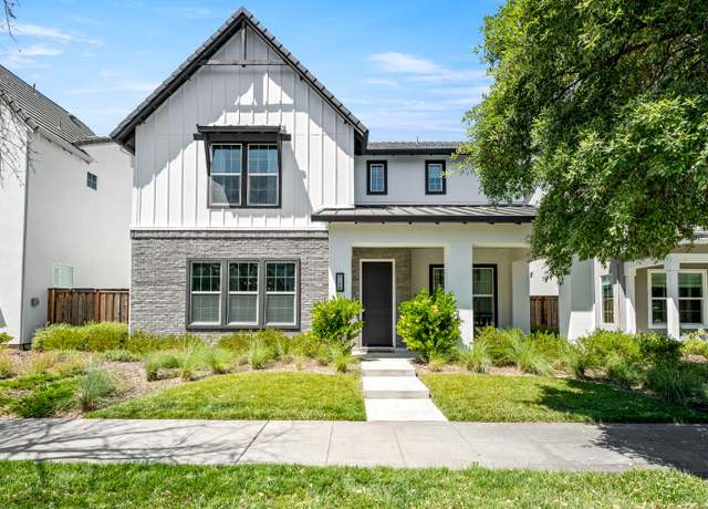 Property at 3180 Crocker Dr, Sacramento, CA 95818, 4 beds, 3 baths