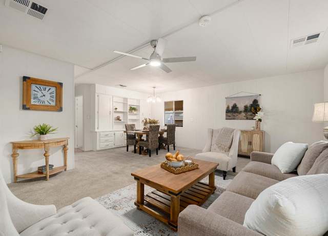 Property at 218 Leafwood Way, Folsom, CA 95630, 2 beds, 2 baths