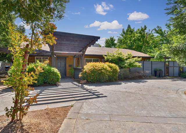 Property at 1660 La Playa Way, Sacramento, CA 95864, 3 beds, 1 bath