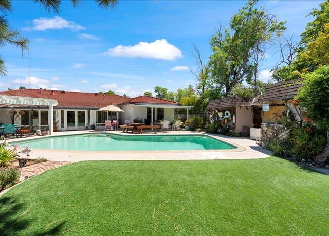 Property at 2001 Woodstock Way, Sacramento, CA 95825, 3 beds, 2.5 baths