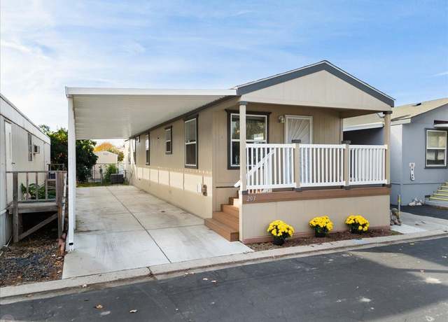 Property at 900 Old Stockton Rd #203, Oakdale, CA 95361, 2 beds, 2 baths