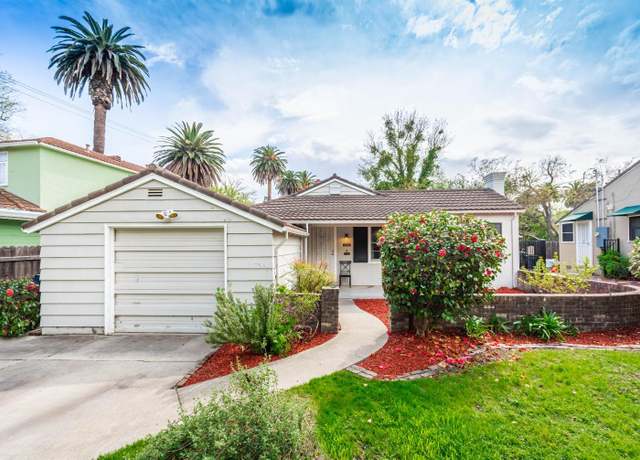 Property at 1040 4th Ave, Sacramento, CA 95818, 3 beds, 1.5 baths