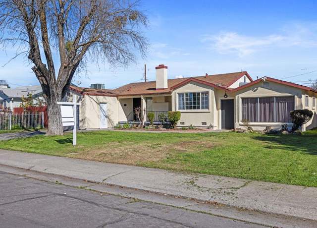 Property at 1826 N Sierra Nevada St, Stockton, CA 95205, 3 beds, 1.5 baths