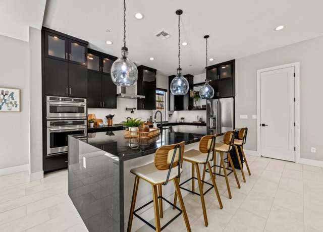 Property at 2748 Nisenan Valley Dr, Lincoln, CA 95648, 4 beds, 3.5 baths