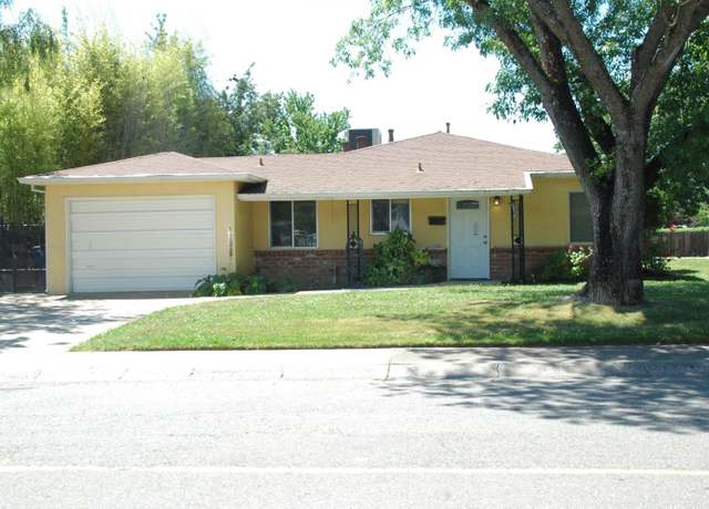 Property at 2400 Fernandez Dr, Sacramento, CA 95822, 4 beds, 2 baths