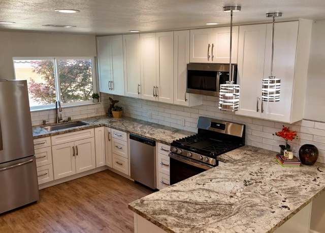 Property at 3186 Andre Ln, Turlock, CA 95382, 2 beds, 2.5 baths