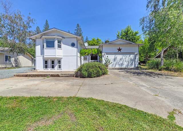 Property at 17725 Lake Forest Dr, Penn Valley, CA 95946, 3 beds, 2 baths