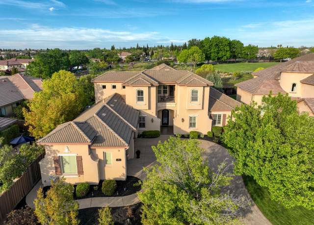 Property at 109 Roberts Pl, Roseville, CA 95661, 4 beds, 3 baths