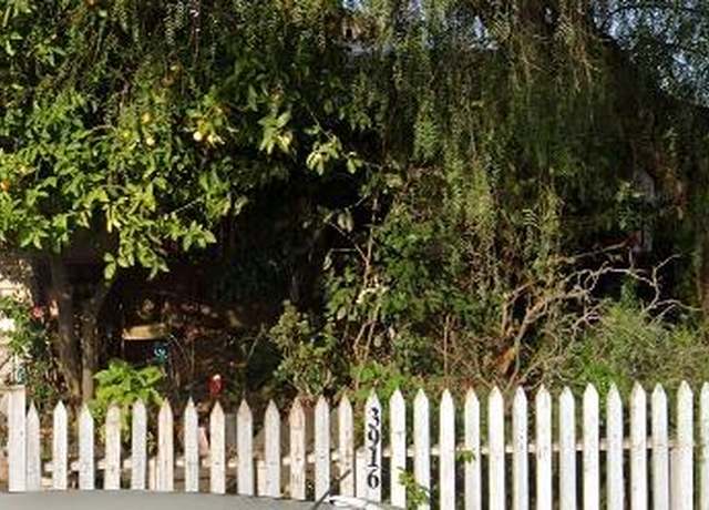 Property at 3916 E 38th St, Sacramento, CA 95820, 2 beds, 1.5 baths