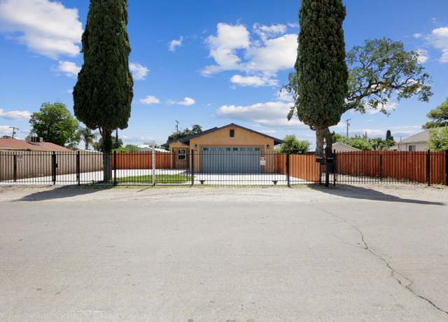 Property at 2432 E Willow St Unit A & B, Stockton, CA 95205, 4 beds, 2 baths